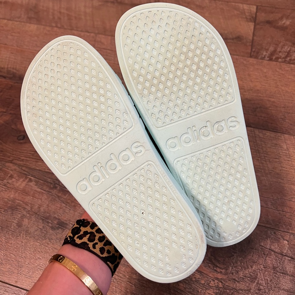 adidas adilette slides - Picture 8 of 11